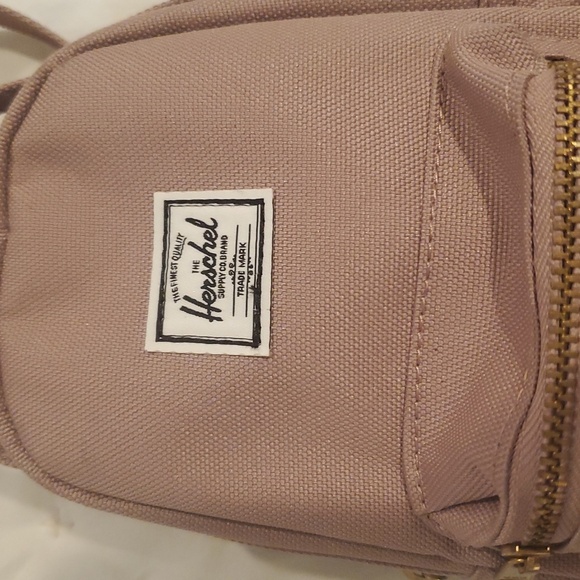 NWOT Herschel mini back pack (24) - Picture 2 of 5